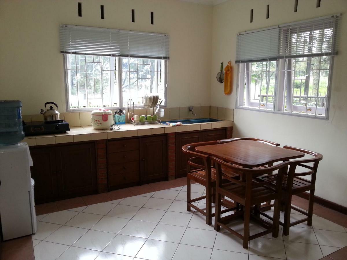 Villa 5Cemara Lembang Luaran gambar